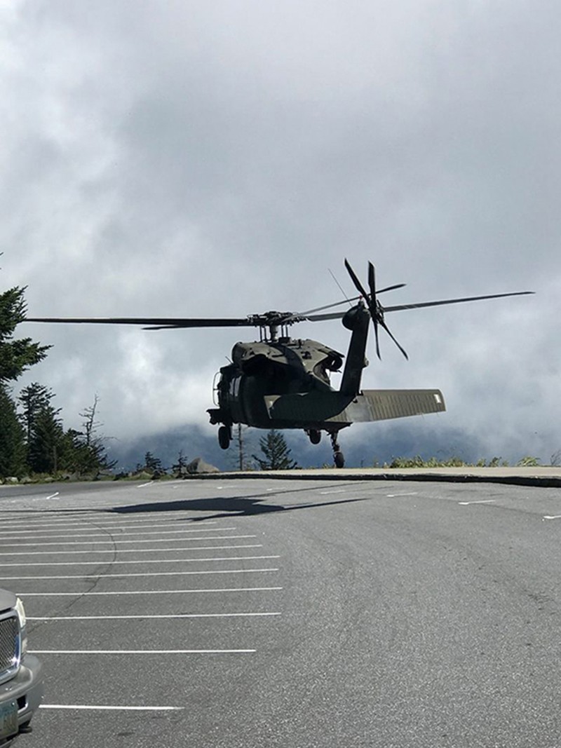 Tennessee National Guard Helicopters Assist in Two Simultaneous Operations