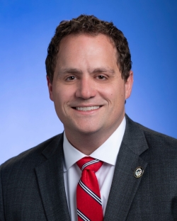 Dr. Steven Gentile Image of Steven Gentile, Ed.D, Executive Director