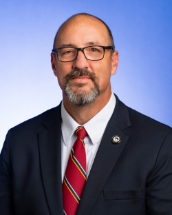 Hanemann, Lou Image of Lou Hanemann, Chief External Relations